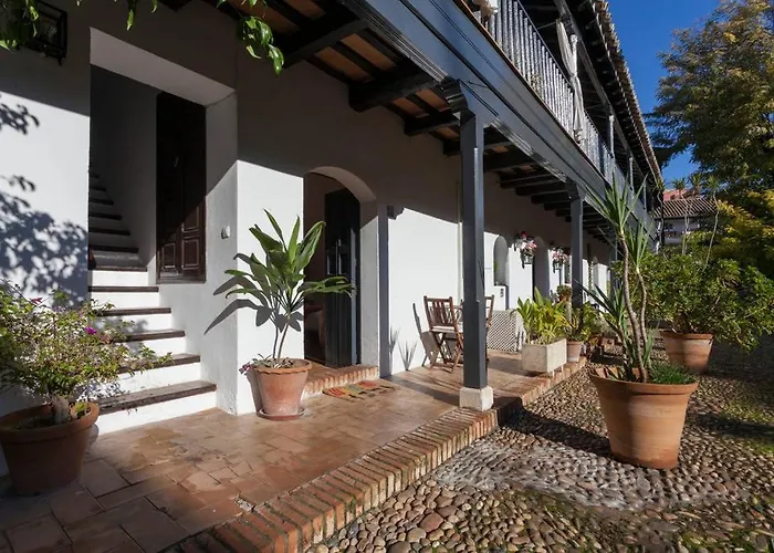 Apartamentos Gadi Corral Siglo XVI